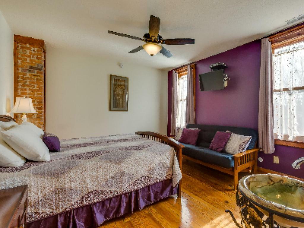 Persimmon Inn Μπλούμινγκτον Εξωτερικό φωτογραφία