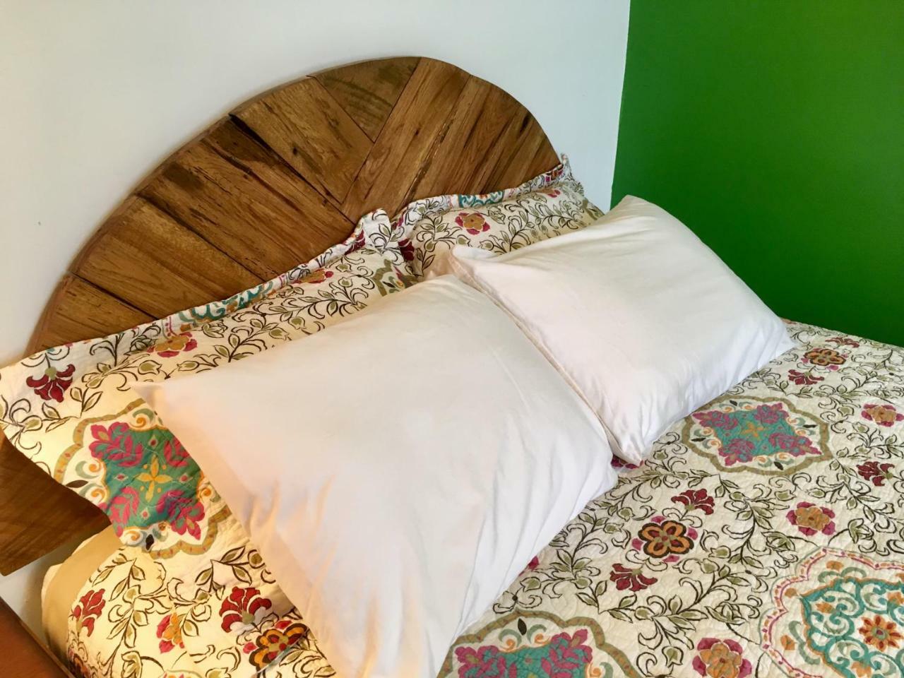 Persimmon Inn Μπλούμινγκτον Εξωτερικό φωτογραφία